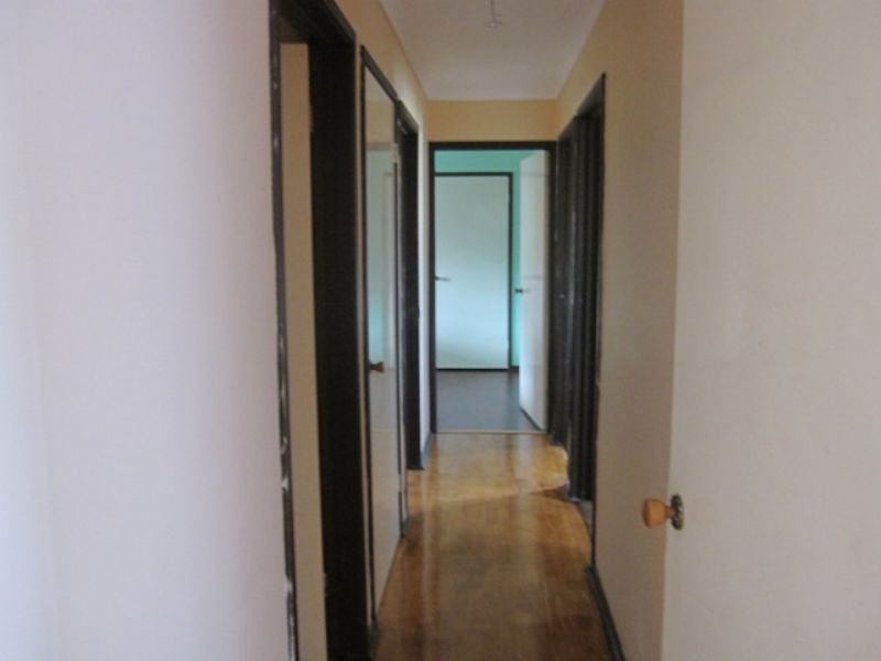 18 Gladstone Street, St Albans VIC 3021