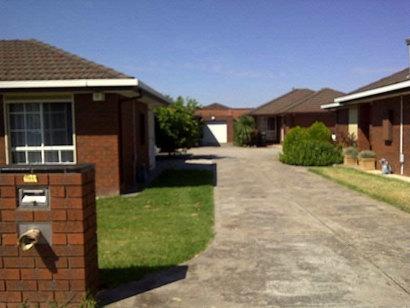 3/257 MAIN ROAD WEST, St Albans VIC 3021