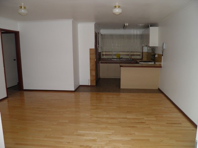 82 KURUNG DRIVE, Kings Park VIC 3021