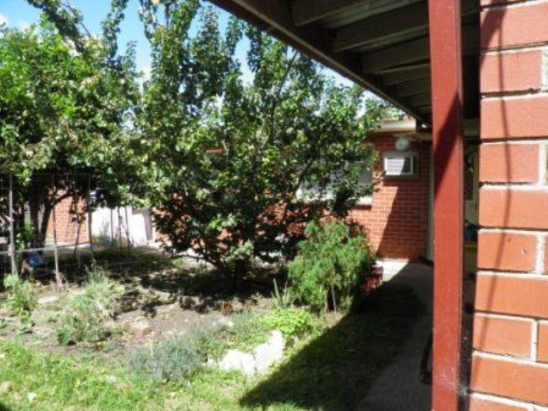 259 Main Road East, St Albans VIC 3021