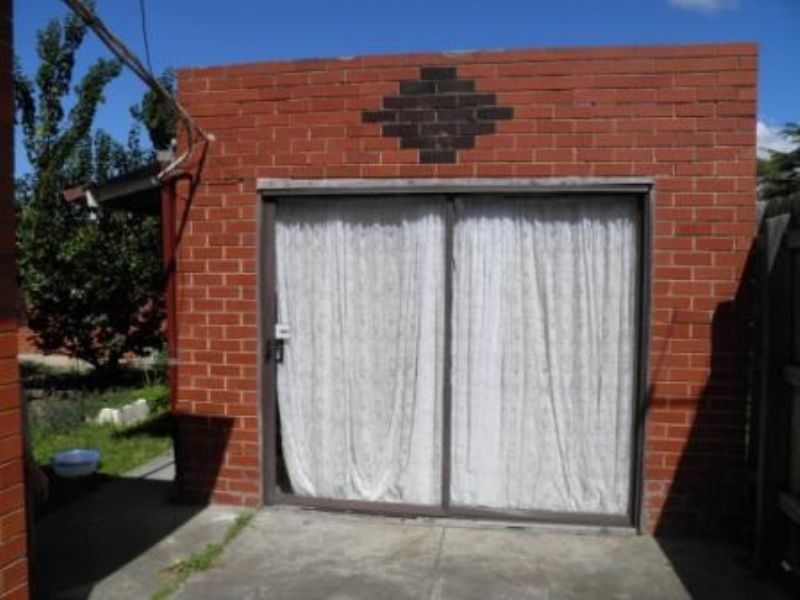 259 Main Road East, St Albans VIC 3021