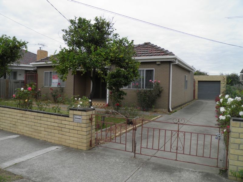 122 Alfrieda, St Albans VIC 3021