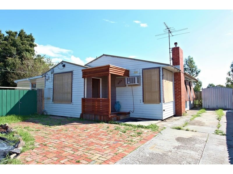 3 Stewart St, Braybrook VIC 3019