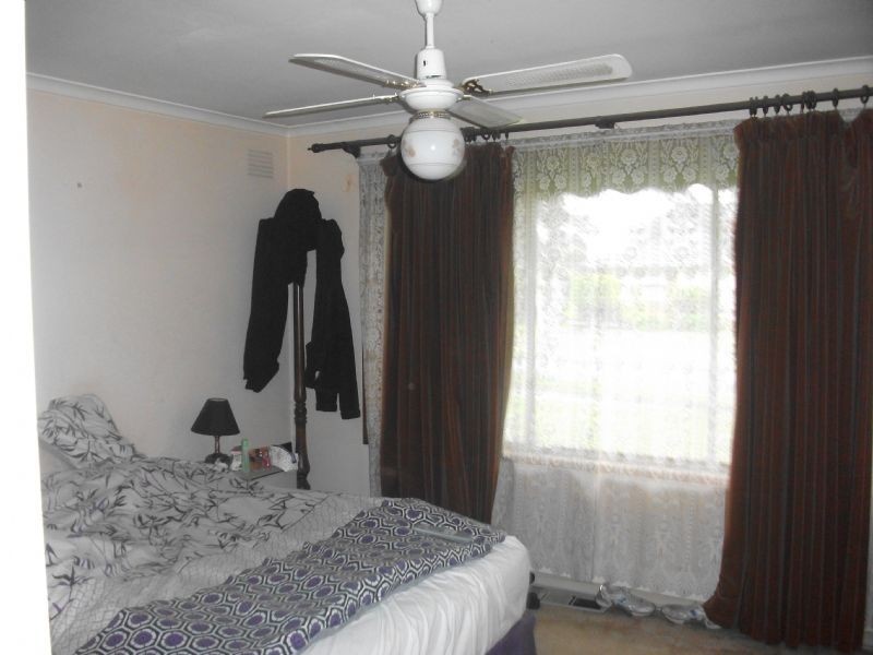21 Harefield Crescent, Kealba VIC 3021