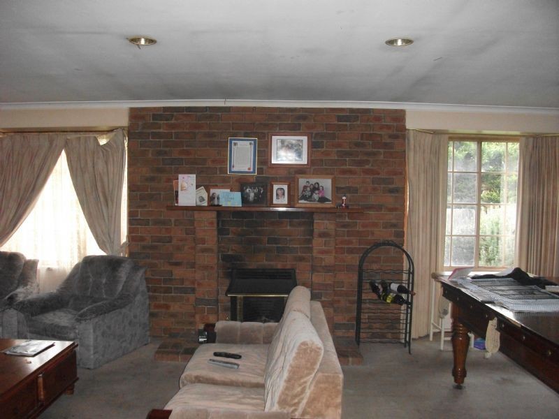 21 Harefield Crescent, Kealba VIC 3021