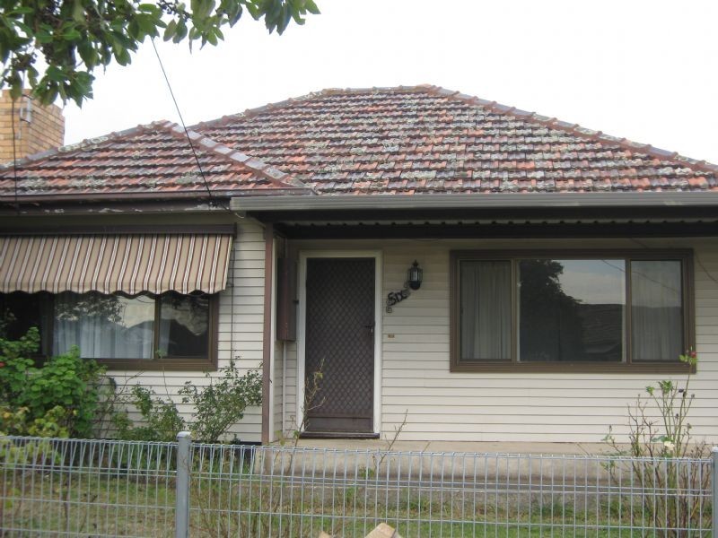 6 CORNHILL STREET, St Albans VIC 3021