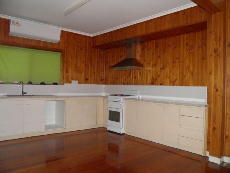 6 CORNHILL STREET, St Albans VIC 3021