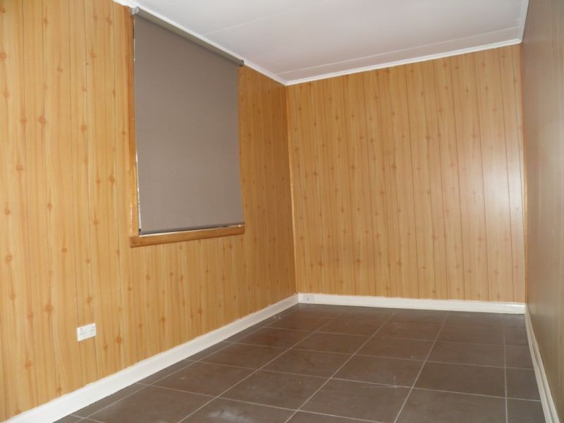 6 CORNHILL STREET, St Albans VIC 3021