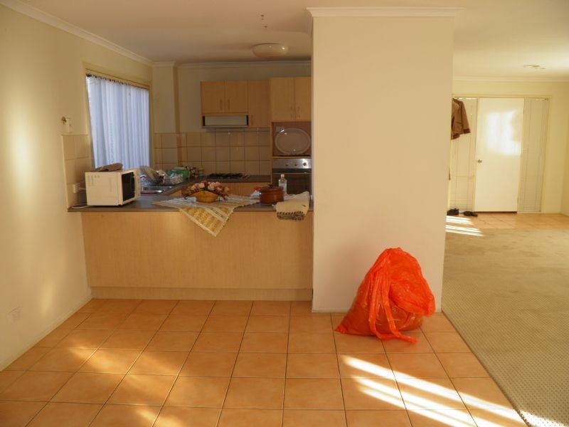 11  BERTHON STREET, Sydenham VIC 3037