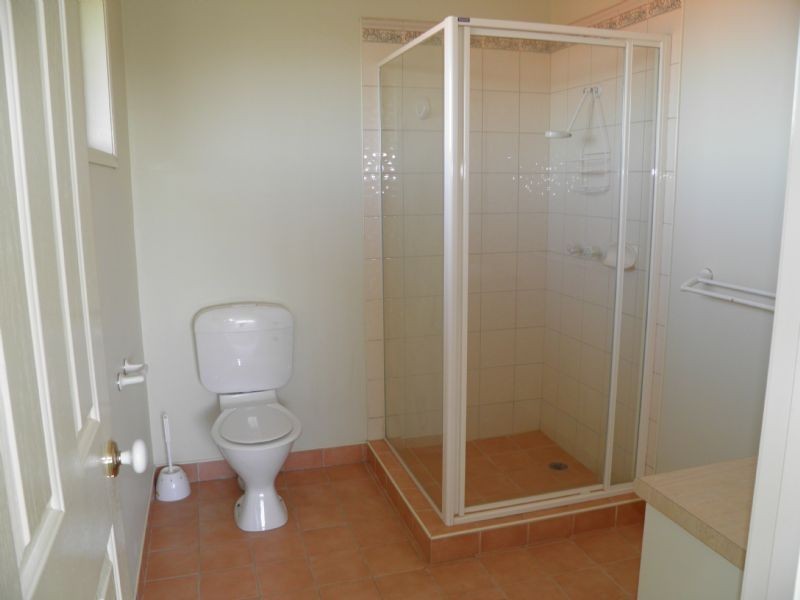 11  BERTHON STREET, Sydenham VIC 3037