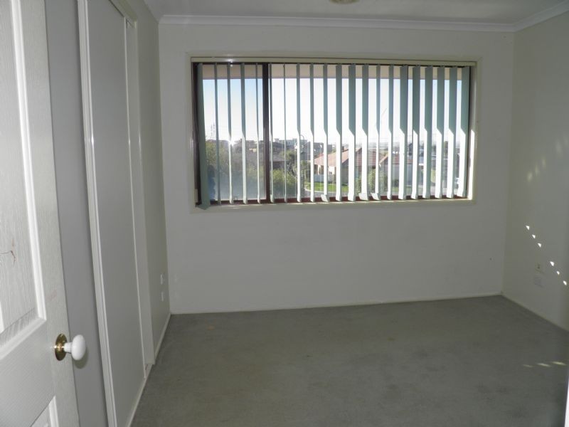 11  BERTHON STREET, Sydenham VIC 3037