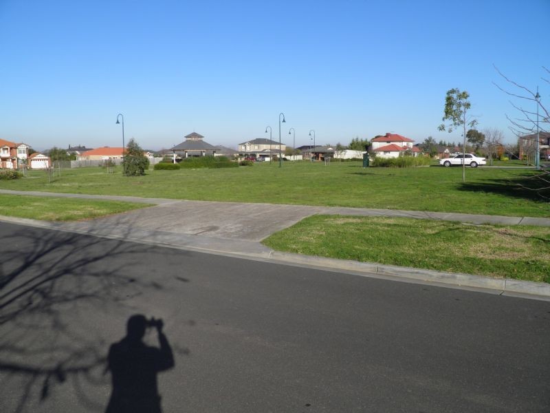 11  BERTHON STREET, Sydenham VIC 3037