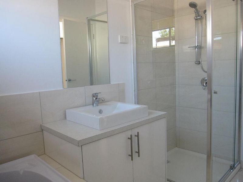 Lot 3/6-8 Glendenning St, St Albans VIC 3021