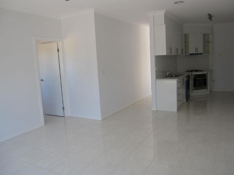 Lot 3/6-8 Glendenning St, St Albans VIC 3021