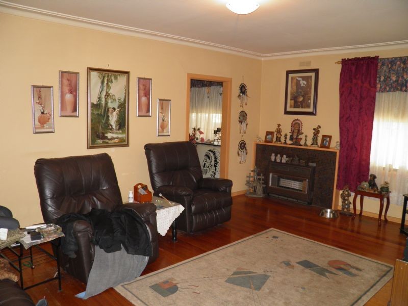 51 Oleander Drive, St Albans VIC 3021