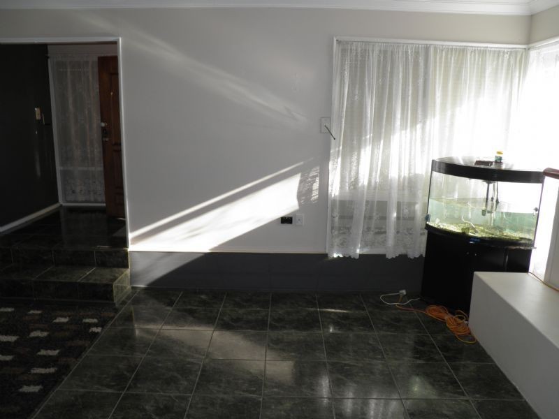 65 Andrew Road, St Albans VIC 3021