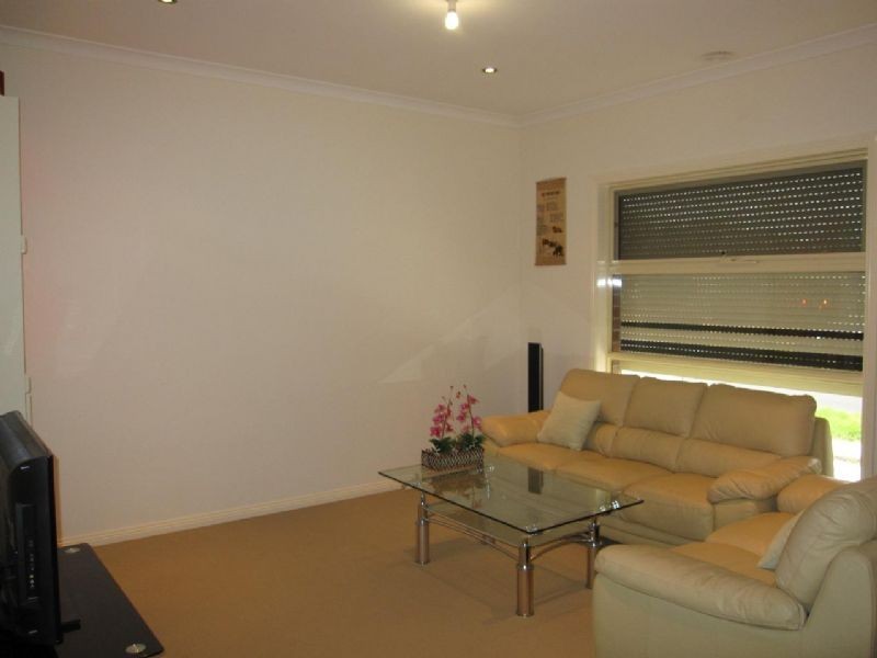 39 Levenia Street, St Albans VIC 3021