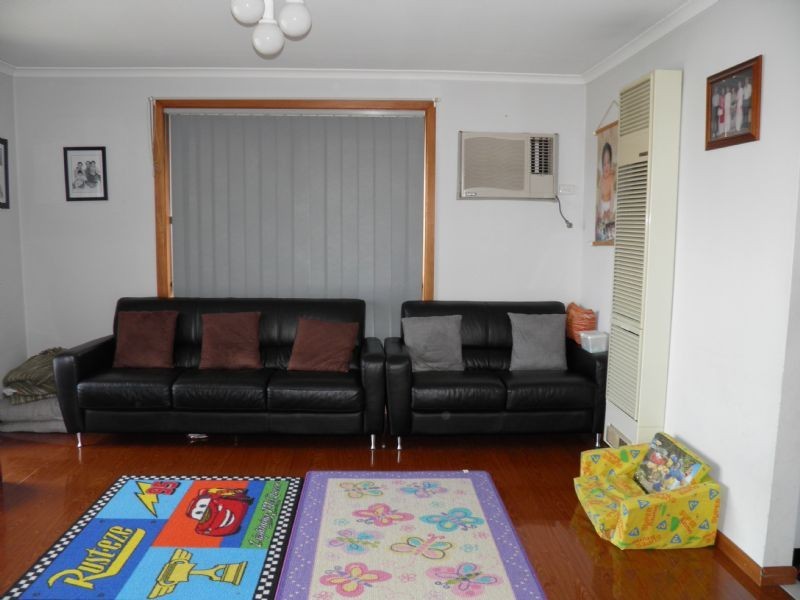 25 Wilpena Court, St Albans VIC 3021