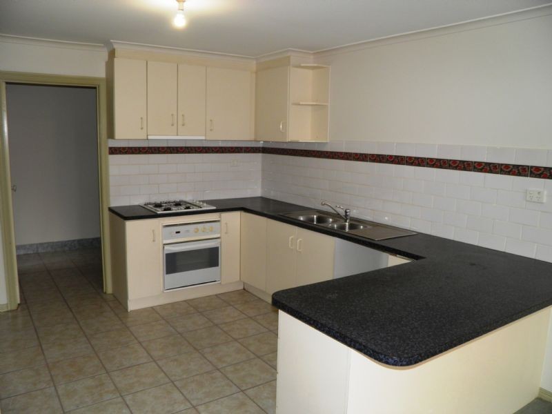 3/48-50 WILLIAM STREET, St Albans VIC 3021