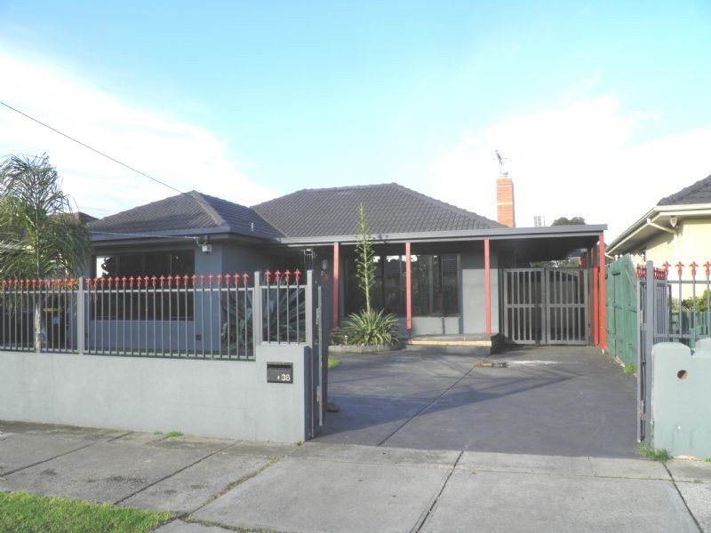 38 Leslie Street, St Albans VIC 3021