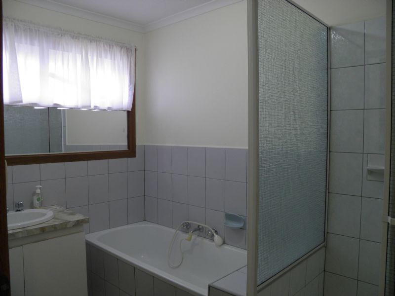 53 Kinterbury Drive, Kings Park VIC 3021