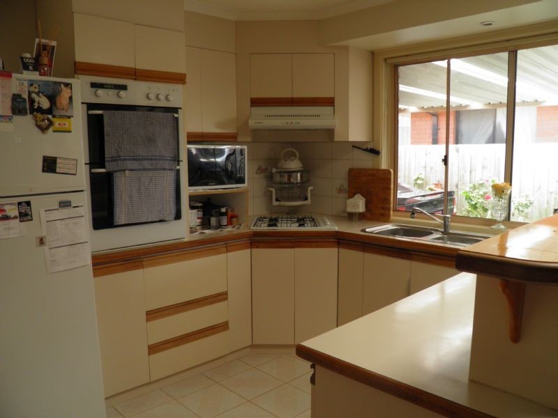 129 Moonstone Circuit, St Albans VIC 3021