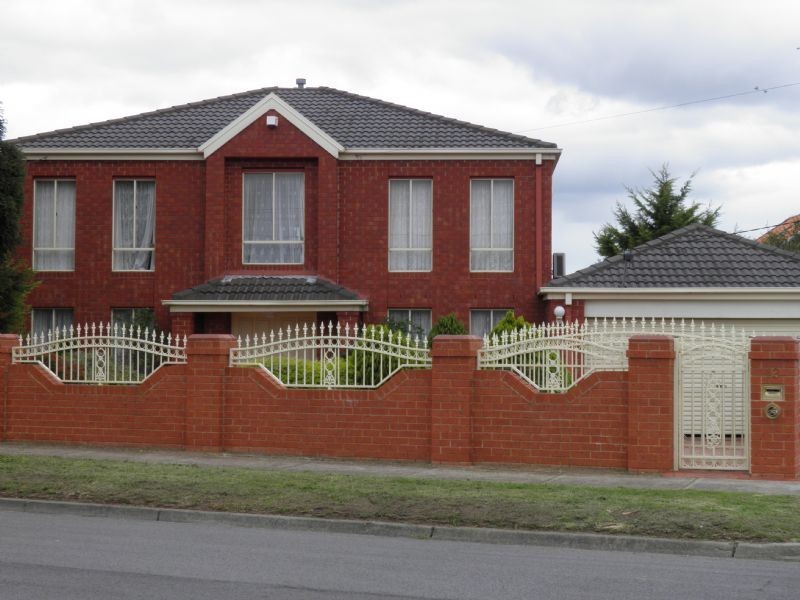 12 Boyd Court, Kealba VIC 3021