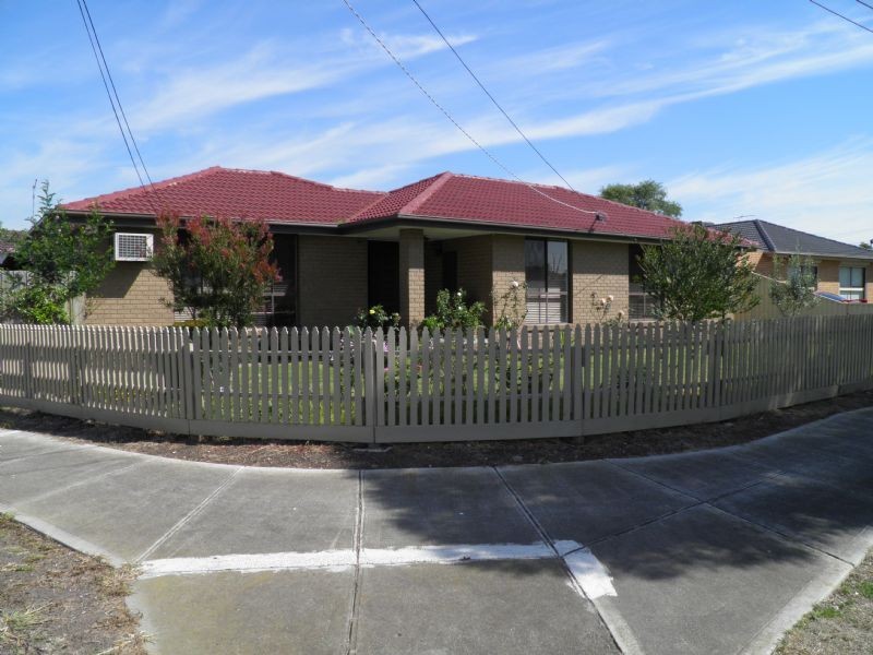 1 Meads Court, St Albans VIC 3021