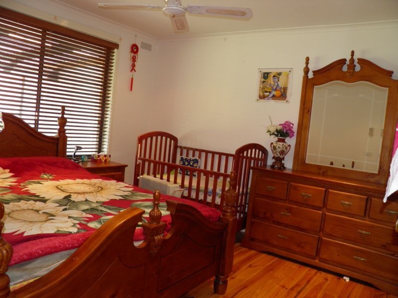 1 Meads Court, St Albans VIC 3021