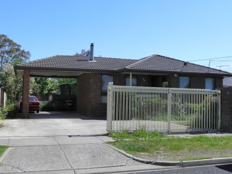 4 Tremaine Avenue, St Albans VIC 3021
