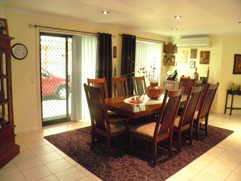 4 Thistle Crt, Delahey VIC 3037