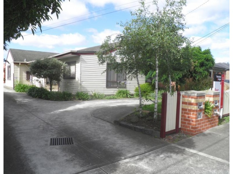 1/61 FOX, St Albans VIC 3021