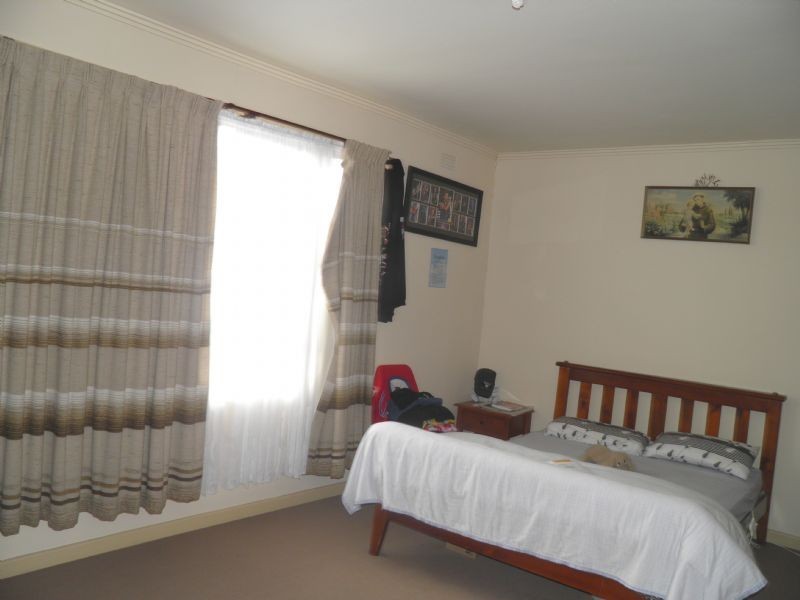 1/61 FOX, St Albans VIC 3021