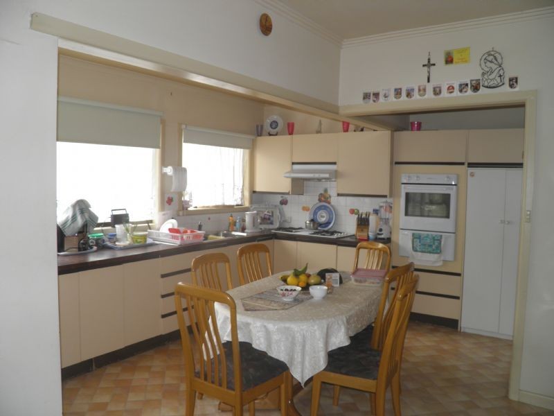 1/61 FOX, St Albans VIC 3021