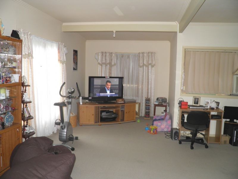 1/61 FOX, St Albans VIC 3021