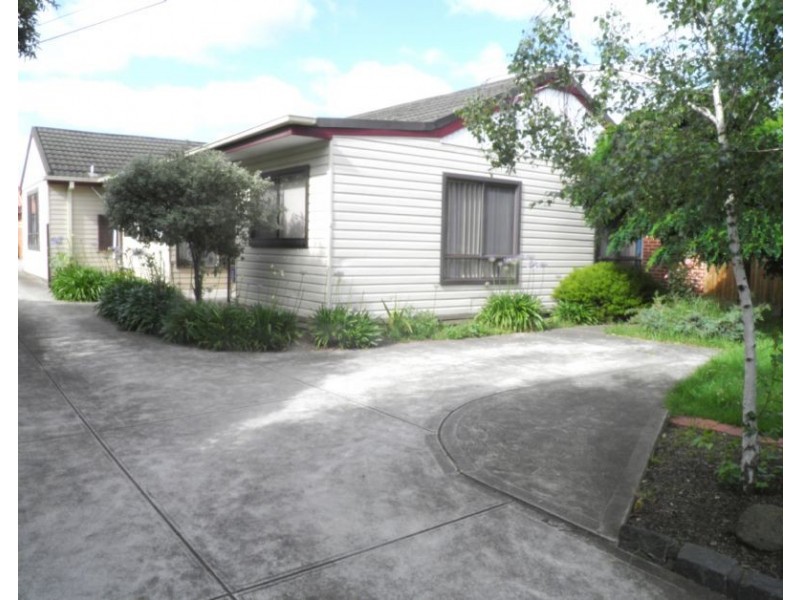 1/61 FOX, St Albans VIC 3021