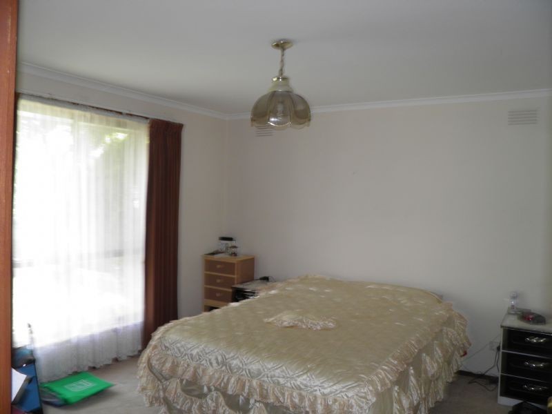 29 Kinterbury Drive, Kings Park VIC 3021