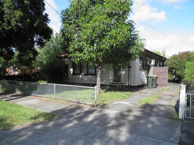 7 SNOWDEN STREET, Sunshine VIC 3020