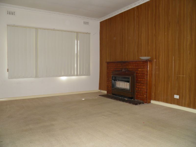 7 SNOWDEN STREET, Sunshine VIC 3020