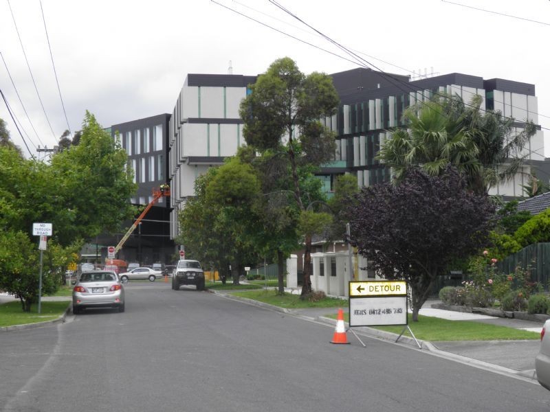 1 SANTIAGO STREET, St Albans VIC 3021