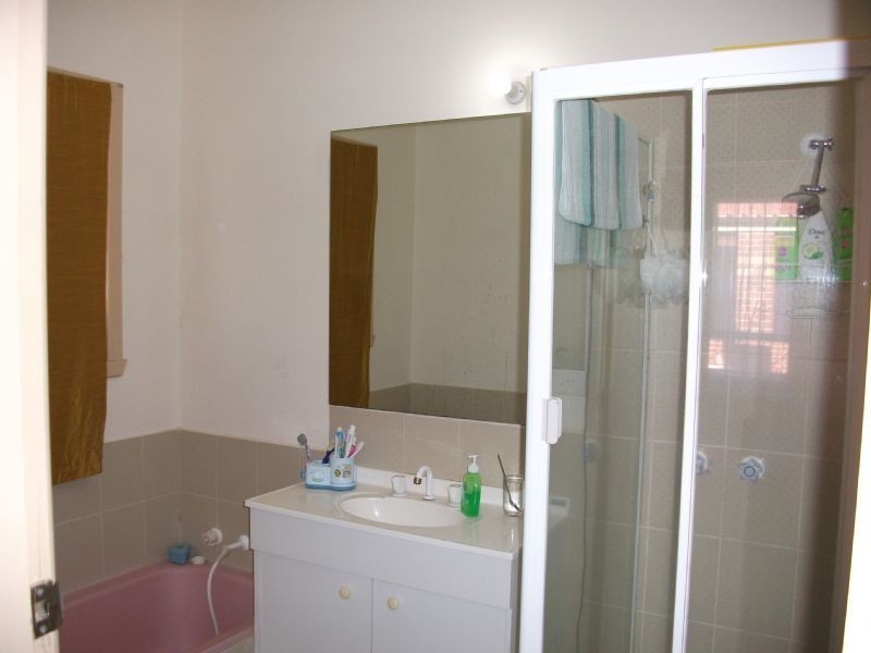 1/61 FOX STREET, St Albans VIC 3021