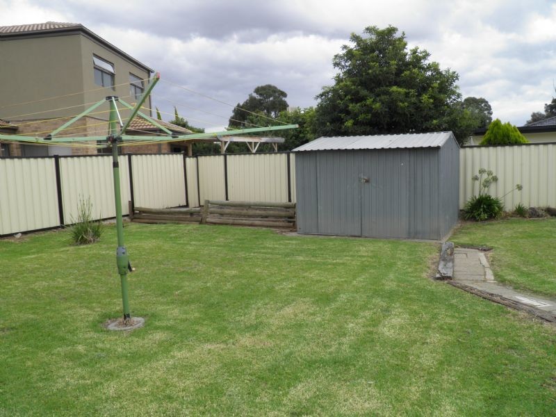 3 JEFFREY CLOSE, St Albans VIC 3021