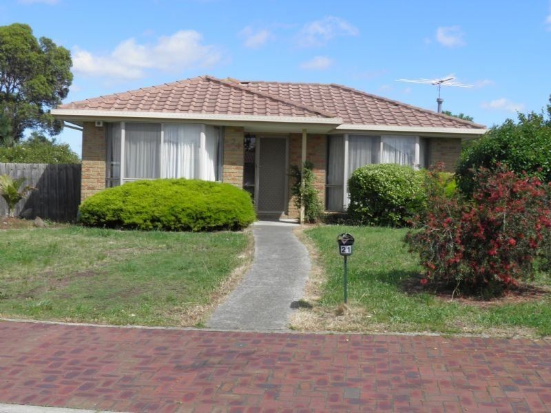 21 BASALT COURT, Delahey VIC 3037