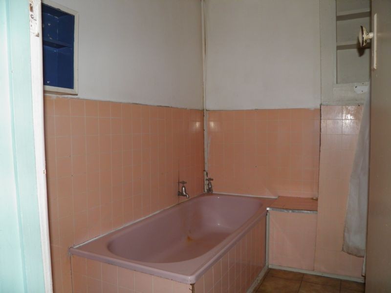 90 CIVIC PARADE, Altona VIC 3018