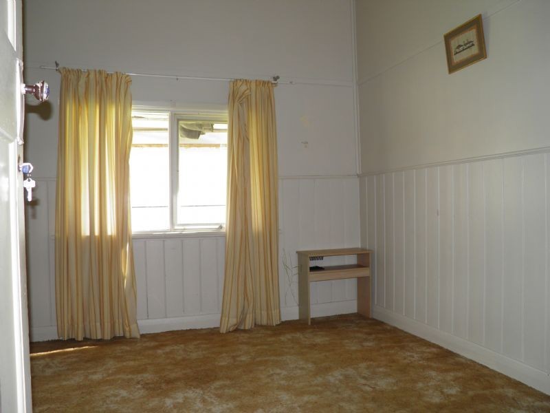 90 CIVIC PARADE, Altona VIC 3018