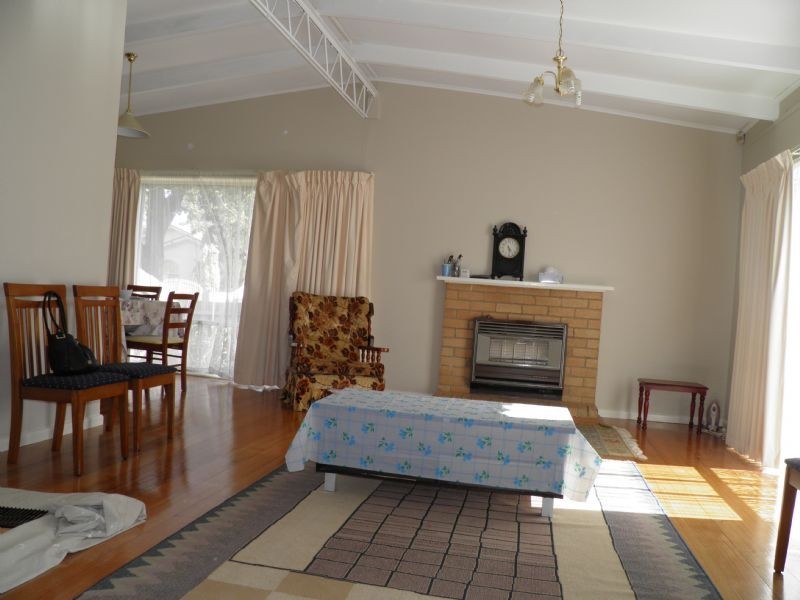 30 LIMA STREET, St Albans VIC 3021