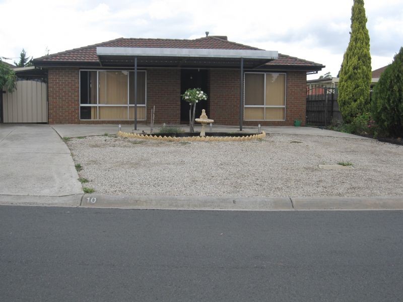 10 Kalyna Court, Delahey VIC 3037