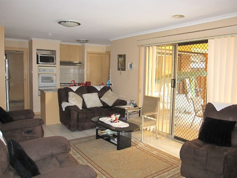 10 Kalyna Court, Delahey VIC 3037