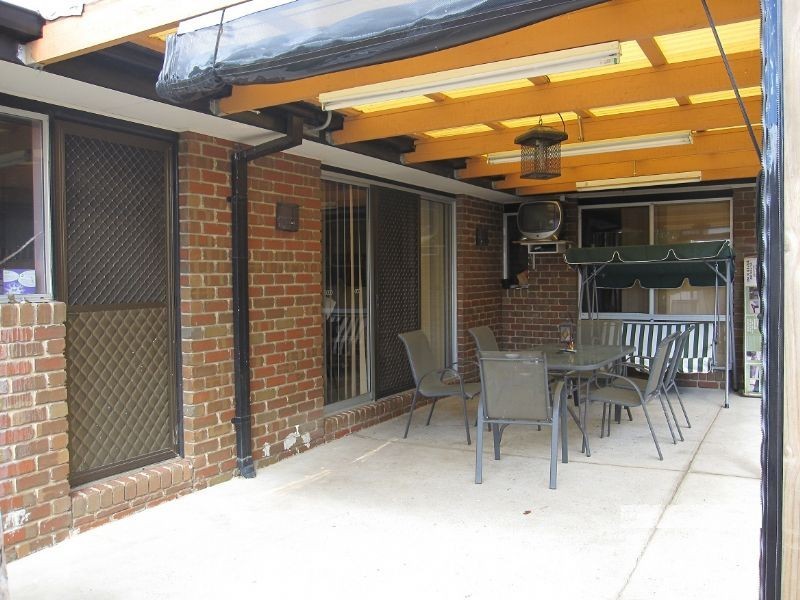10 Kalyna Court, Delahey VIC 3037