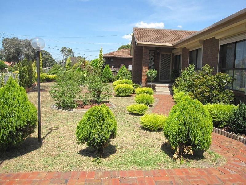 3 Gidgee Crt, Keilor Downs VIC 3038